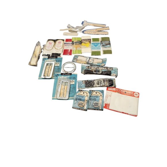 Vintage Buckle Kits & Seam Binding Lot Of 18 Pcs - Picture 1 of 9